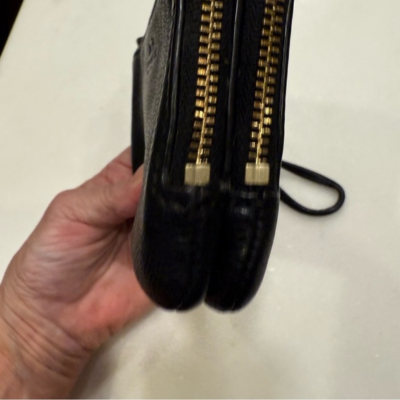 Coach Horse & Carriage Black Pebbled Leather Double Zip Wallet - Picture 5 of 12